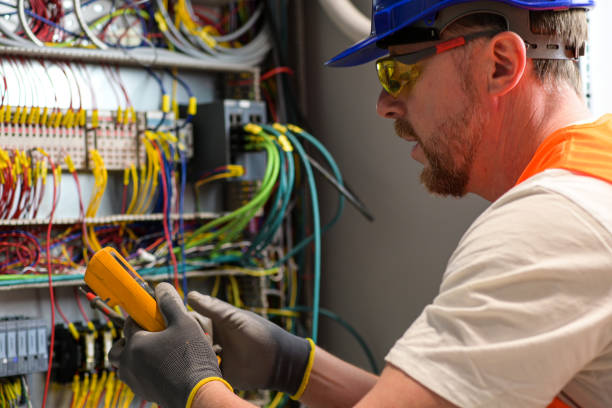 Best Circuit Breaker Repair  in Mount Vernon, IA