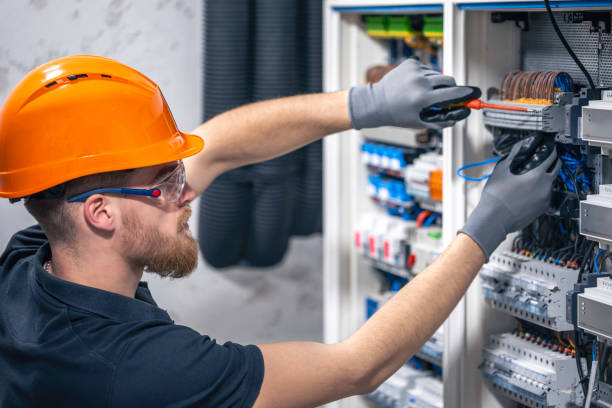 Best Best Electricians Near Me  in Mount Vernon, IA